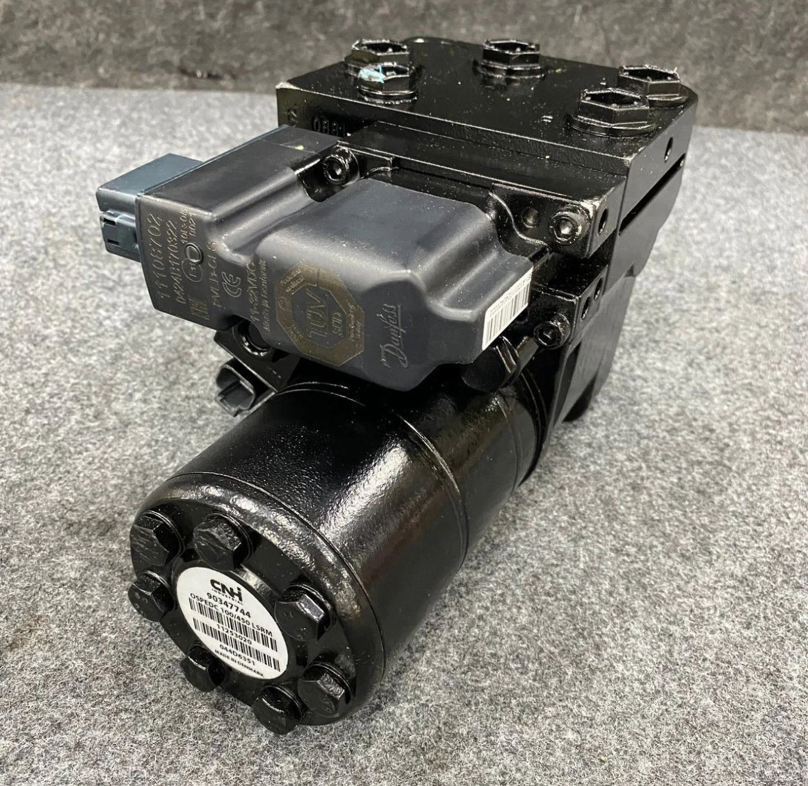Danfoss OSPEDC 100/450 LSRM STEERING UNIT 11253020