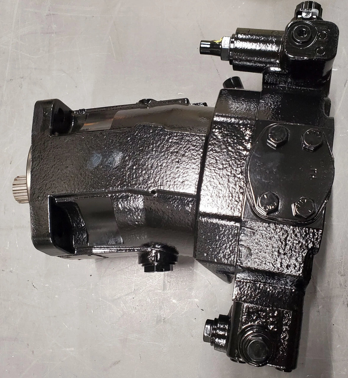 Bosch Rexroth R902269930
Model : A6VM080EP5D1P001C/65AWV0C4S72DU-0