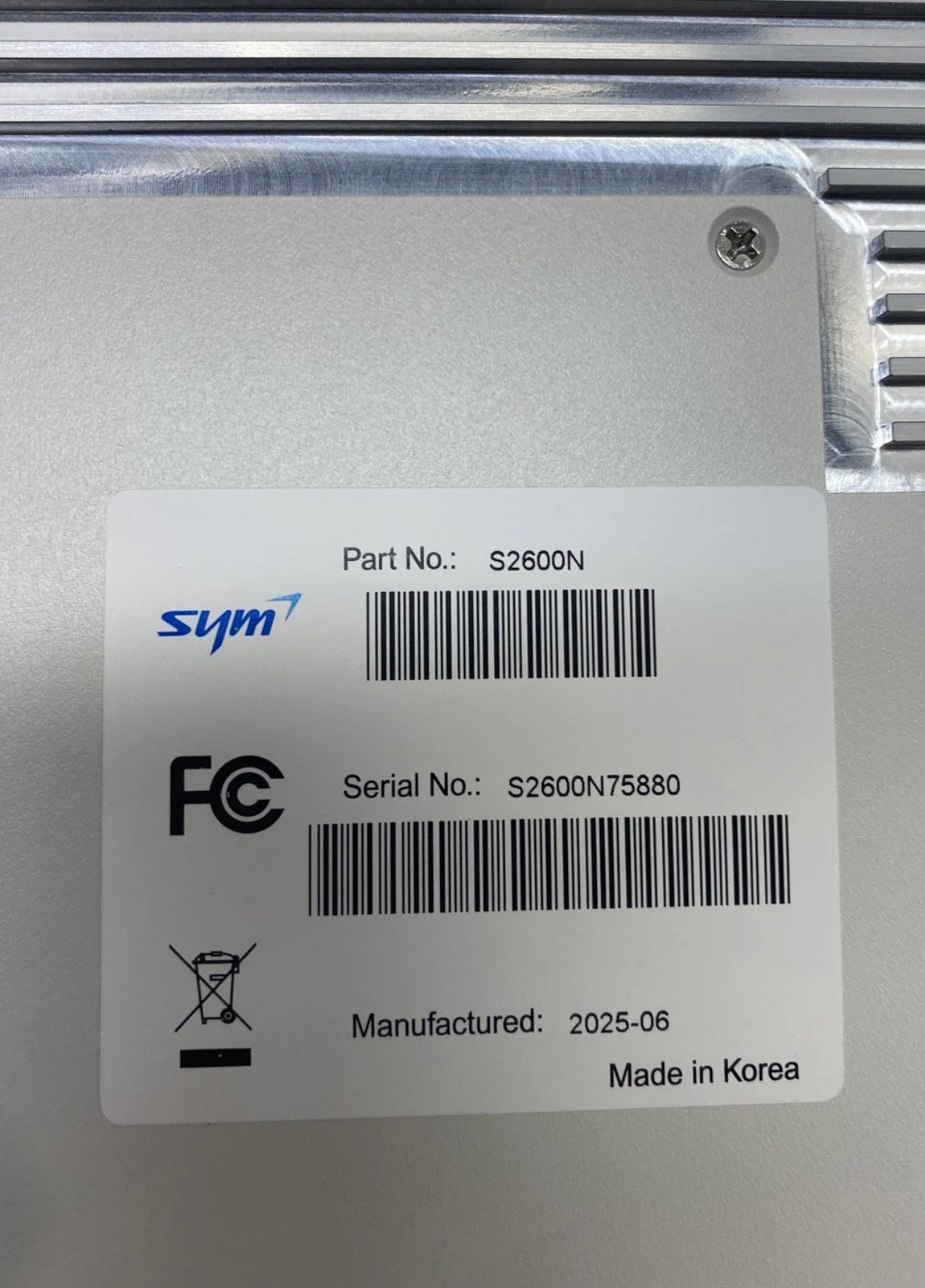 SYM Technology, Inc. Duplex IN & Duplex OUT (S2600N)